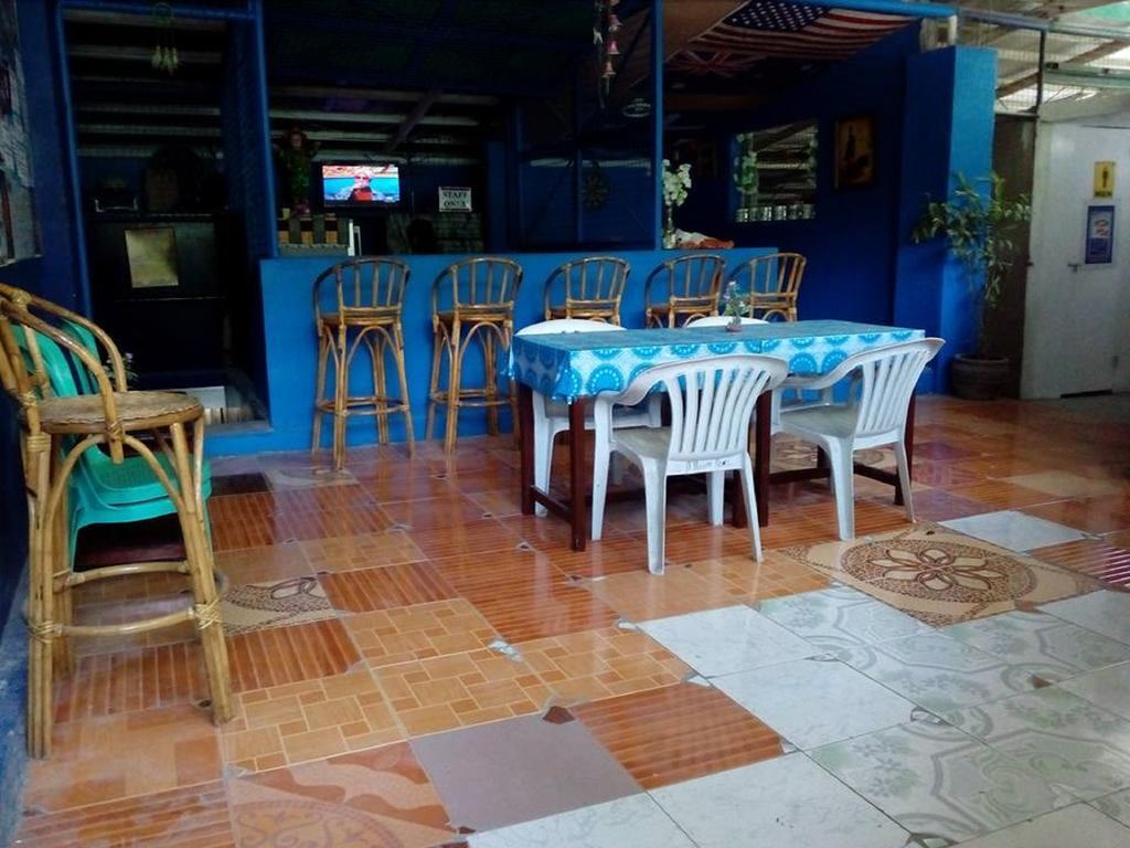 Happy Buddha Inn Puerto Galera Eksteriør billede